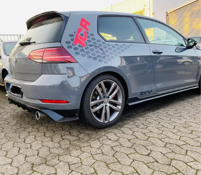 VW Golf GTI TCR bei Car Klinik Kiel